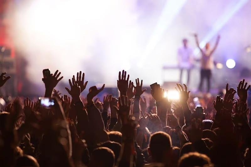 Awesome Live Music Performances